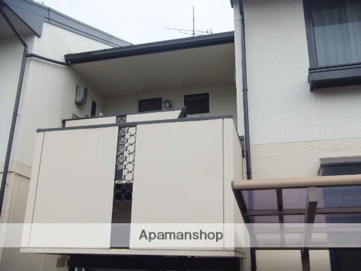 セジュール富士A棟102の外観