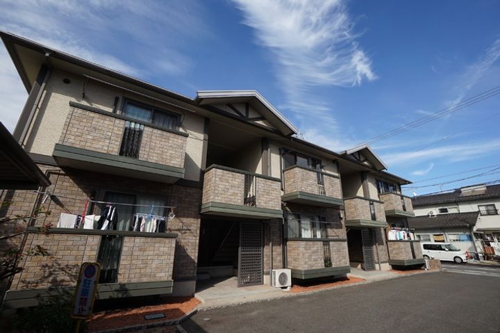 ソレーユガーデン B棟の外観