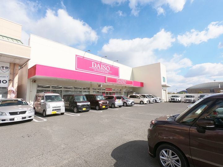 シエンヌ2の周辺