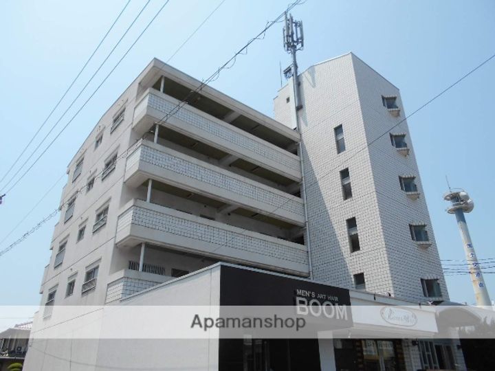 レジデンス三吉の外観