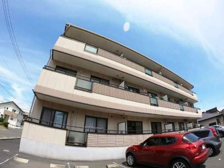 神辺中央マンションの外観