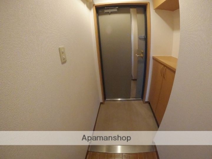 プラスパー旭通りの玄関