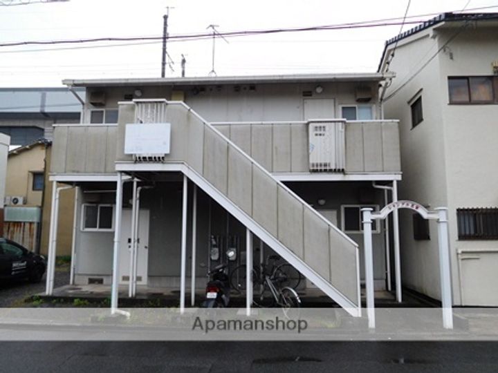 シャンブル三吉の外観