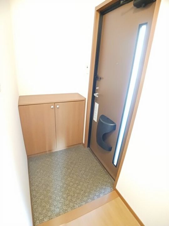 シーサイド西ノ浜C棟の玄関