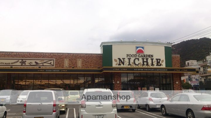 レジデンス中之町 1番館201の周辺