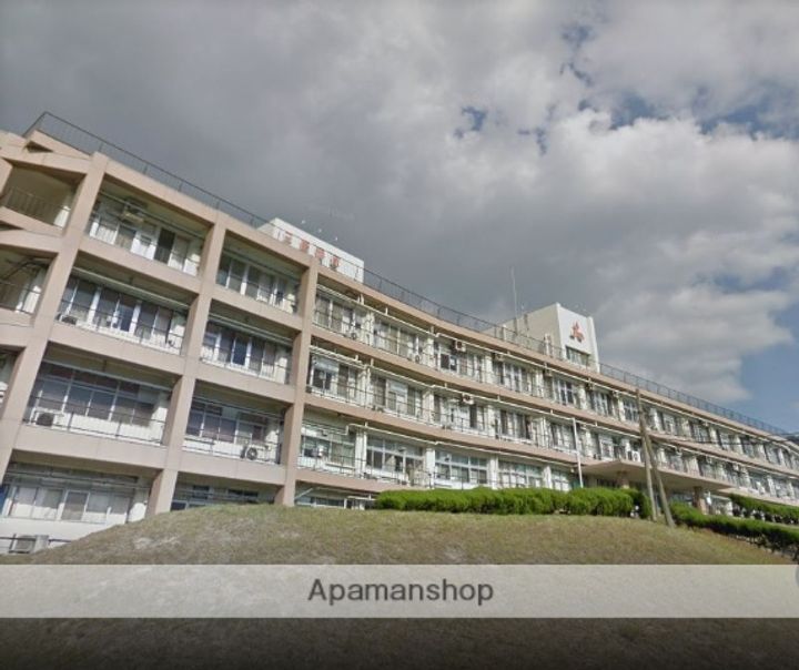 レジデンス中之町 1番館201の周辺