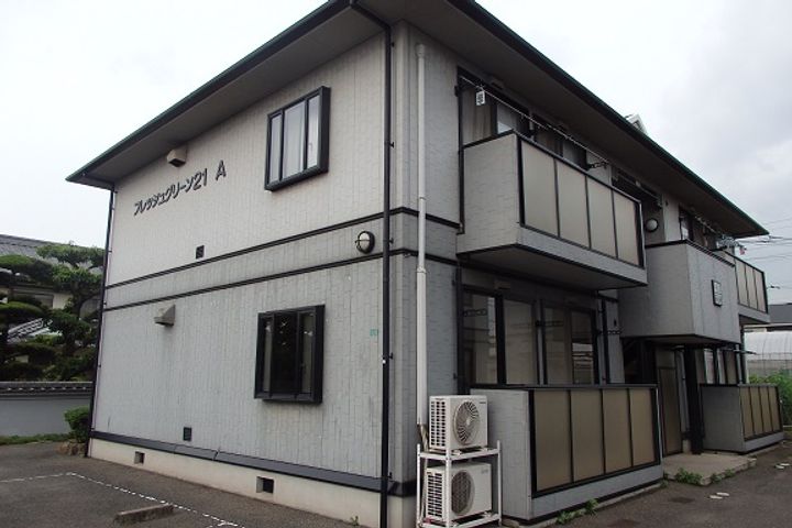 フレッシュグリーン21 B棟の外観