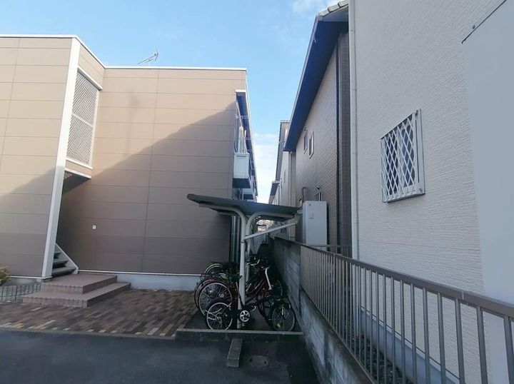 レオパレスWINDWARDの外観