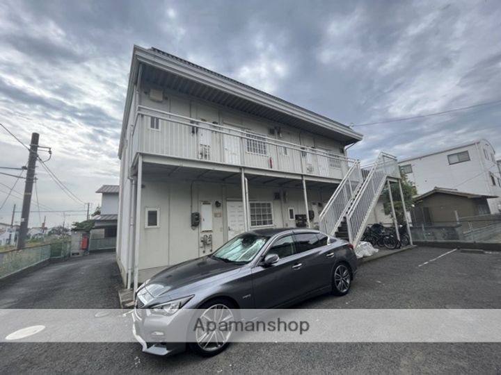 サンライフ中川B202の外観