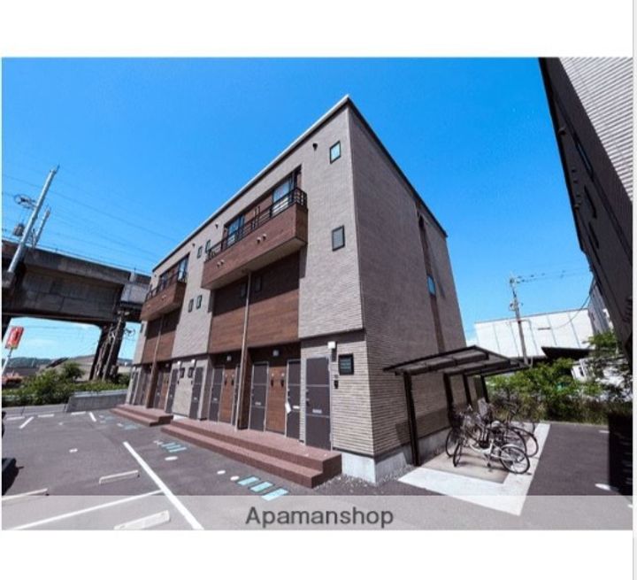 アシンプトート A棟の外観