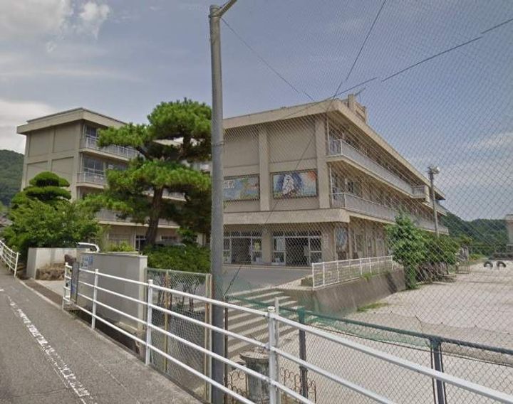 ビレッジハウス能島1号棟0502の周辺