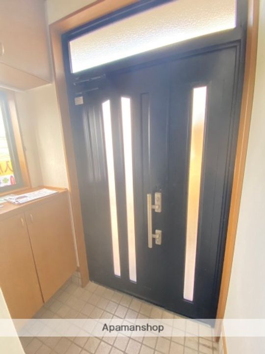 広島県福山市多治米町2丁目(一戸建)の賃貸物件戸建ての玄関