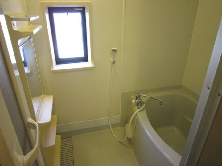 フレッシュグリーン21 B棟の風呂