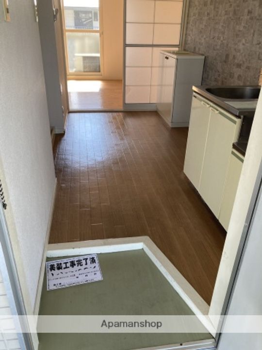 パルハウス御幸B206の玄関
