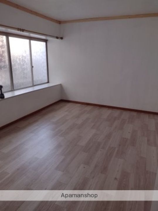 広島県福山市南本庄5丁目(一戸建)の賃貸物件戸建ての居間