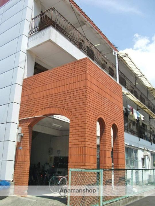 大本ビルの外観