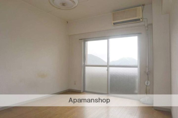 三原ルネッサンスの内装