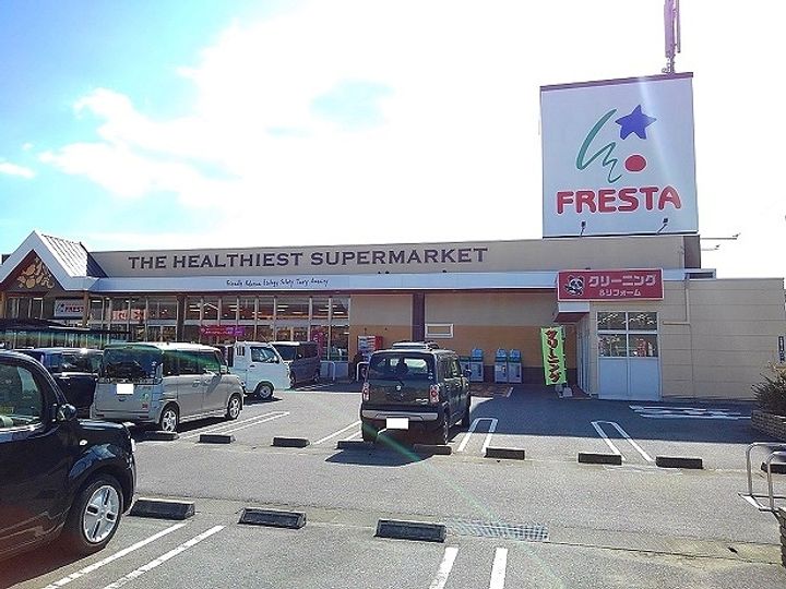 ラフィネAの周辺