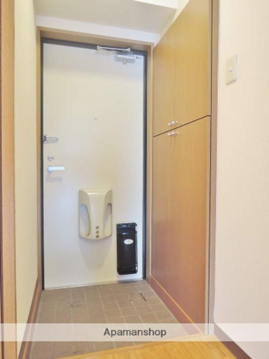 エクセルシア山崎の玄関