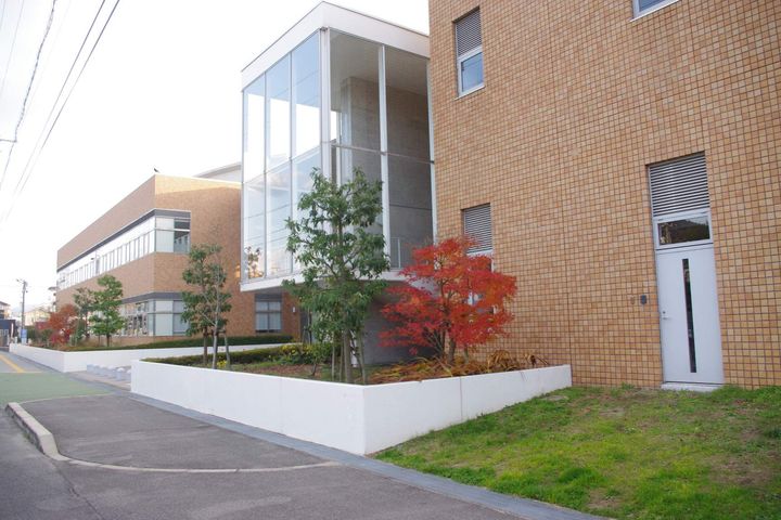 レオパレス本郷B203の周辺