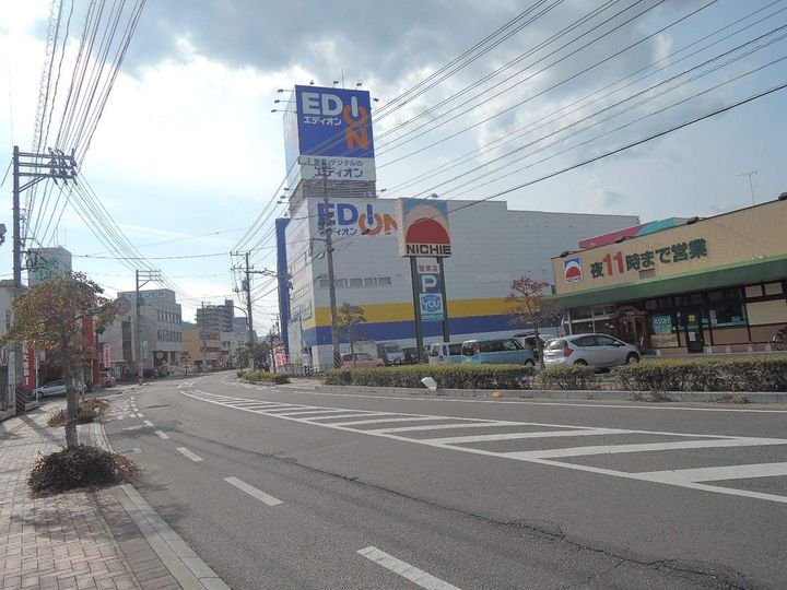 レオパレス西小前202の周辺