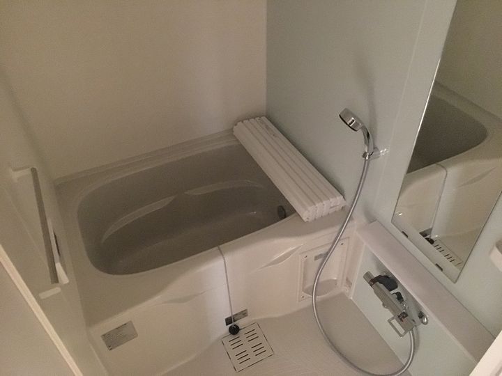ひかり本郷107の風呂