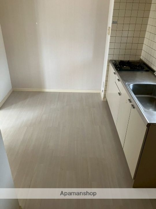 オリーブコート三吉2303の内装