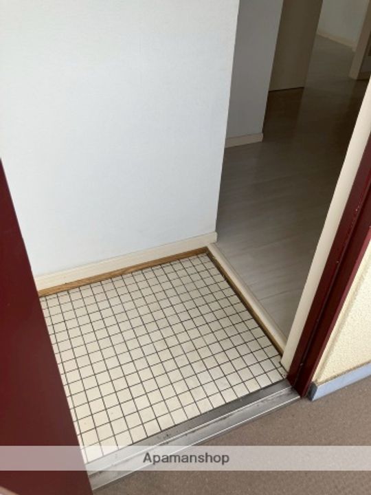 オリーブコート三吉2303の玄関