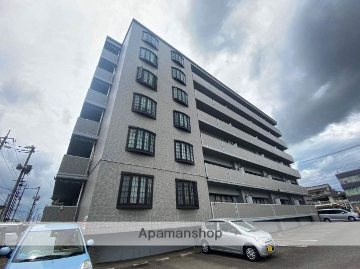 川端壱番館の外観