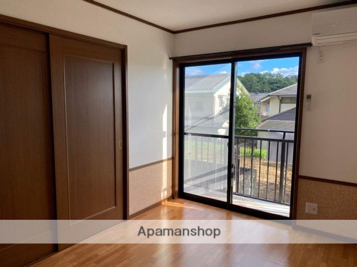 ヒルズコート木之庄Ⅰの居間