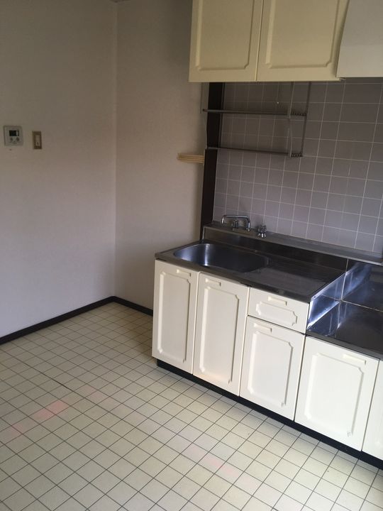 サンシャイン中川 B棟202の内装