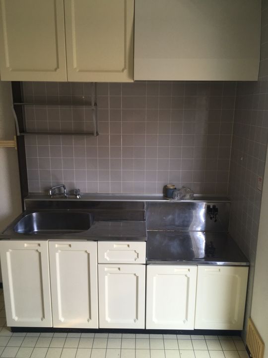 サンシャイン中川 B棟202のキッチン