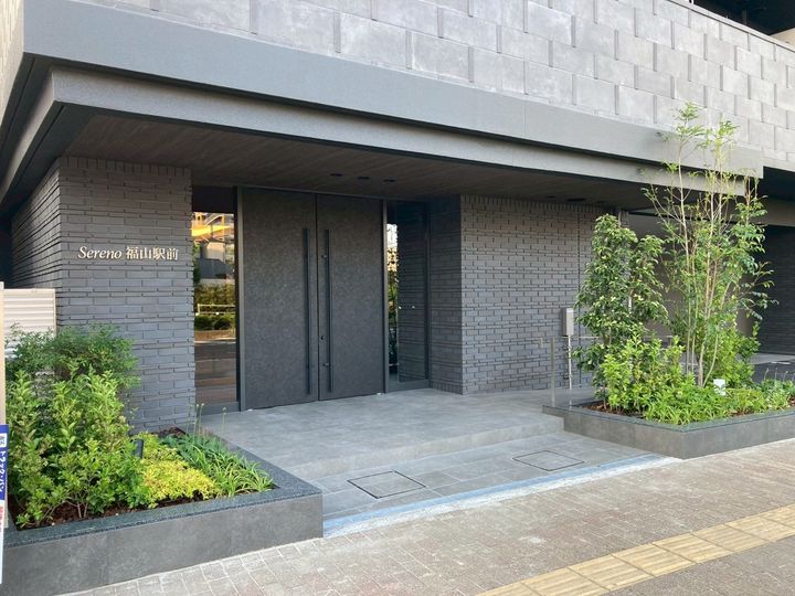セレーノ福山駅前の外観