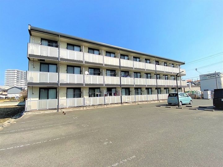 レオパレスHIの外観