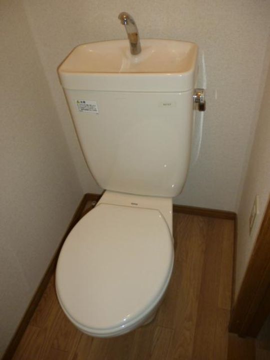 メゾン・ド・ブラン旭203号室のその他画像