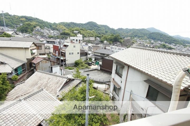 広島県呉市平原町の賃貸アパート左の周辺