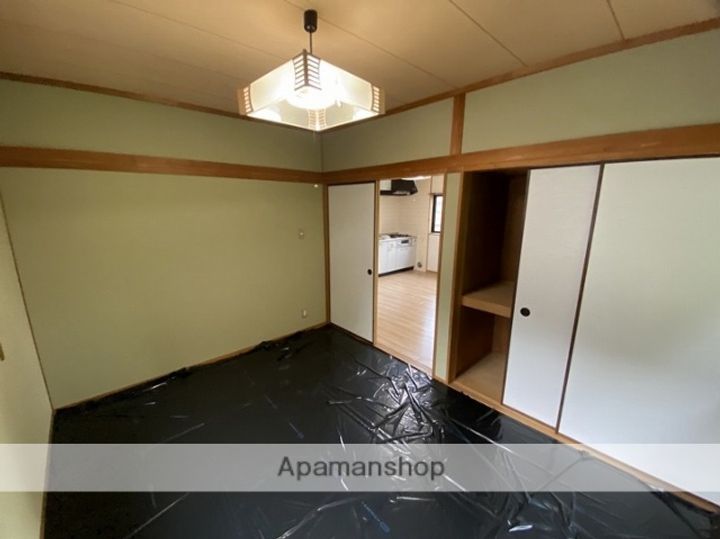 広島県呉市望地町の賃貸アパートの内装