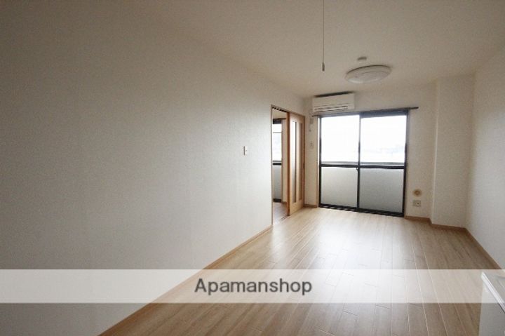 メリディアン3号館202の内装