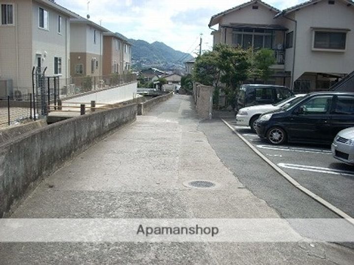 サン・カーサKの周辺