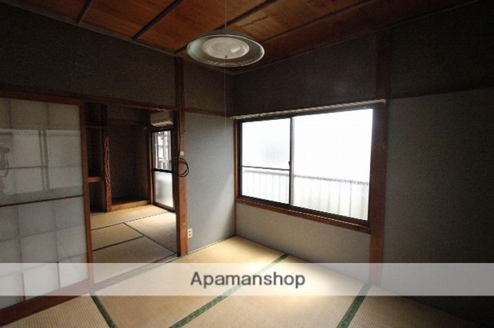 広島県呉市内神町の賃貸アパートの内装