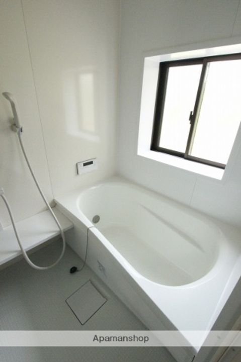 広島県呉市内神町の賃貸アパートの風呂