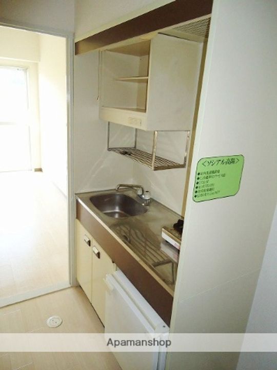 広島県広島市安佐北区落合2丁目の賃貸マンションのキッチン