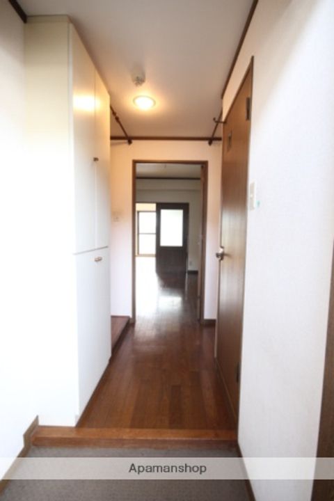 広島県広島市西区己斐中1丁目の賃貸マンションの玄関