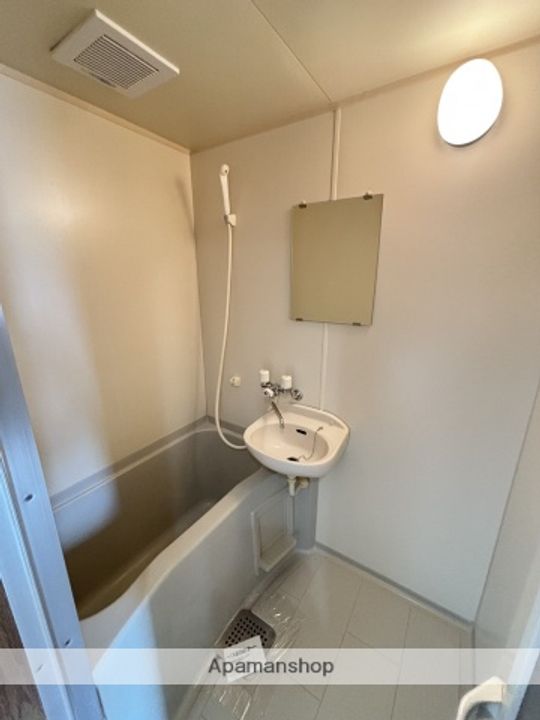 広島県広島市安佐南区中須1丁目の賃貸マンションの風呂