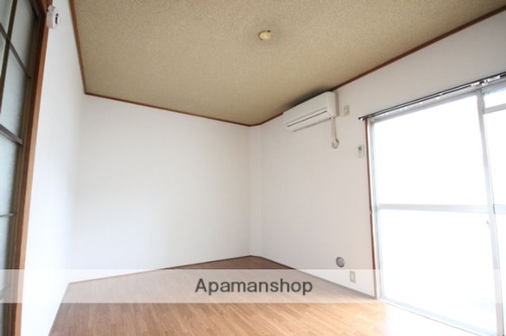 広島県広島市西区高須1丁目の賃貸マンションの内装