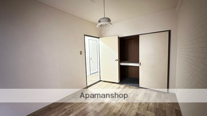 広島県広島市南区東雲本町3丁目の賃貸マンションの内装