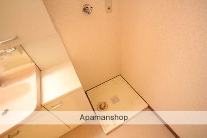 広島県広島市中区千田町1丁目の賃貸マンションの内装