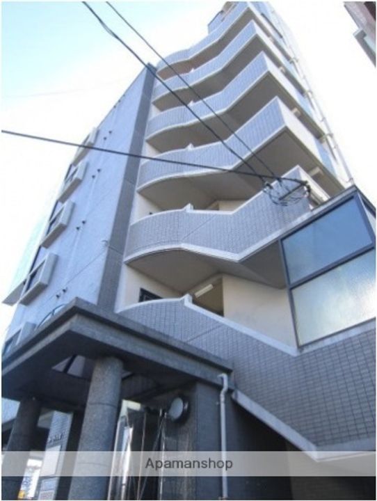 ルート大宮の外観