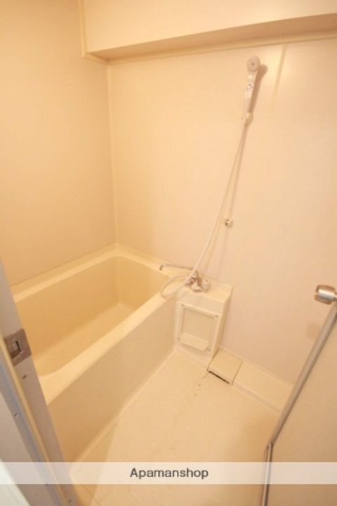 広島県広島市南区宇品海岸2丁目の賃貸マンションの風呂