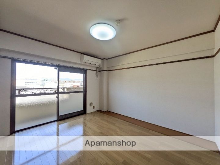 広島県広島市南区皆実町4丁目の賃貸マンションの内装